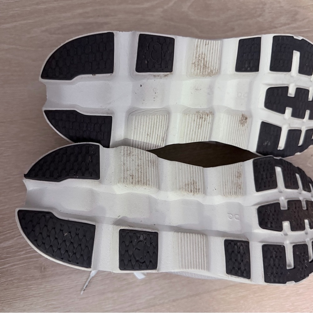 On Running Men's White and Lime Athletic Shoes - Picture 4 of 7